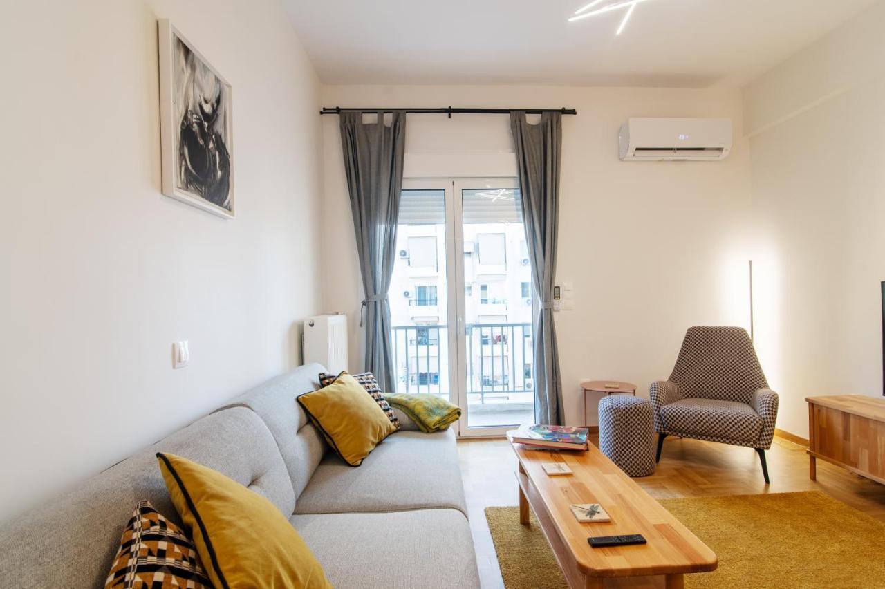 Luxury 1-Bedroom Apartment By The Sea In Atenas Exterior foto