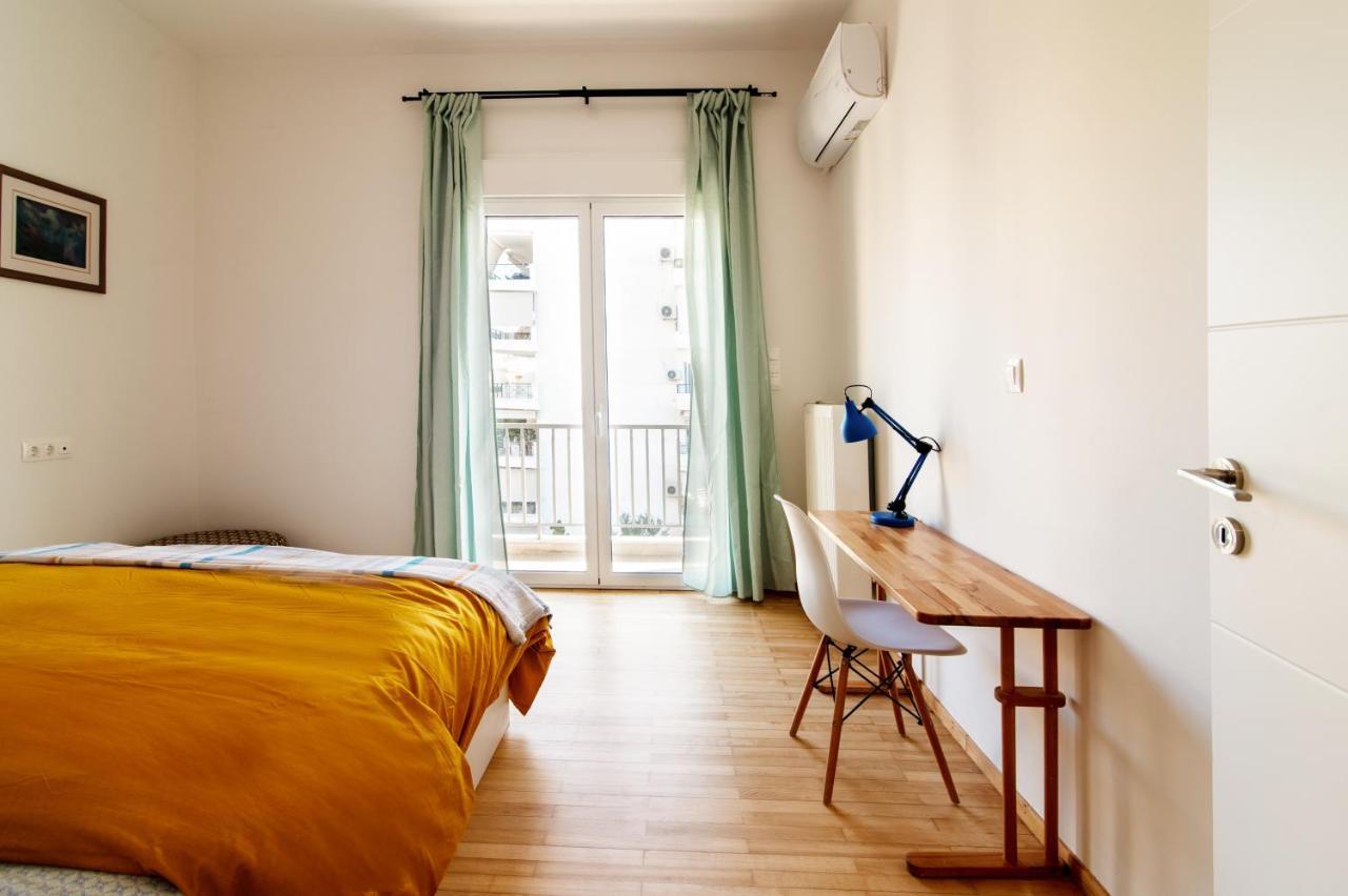 Luxury 1-Bedroom Apartment By The Sea In Atenas Exterior foto
